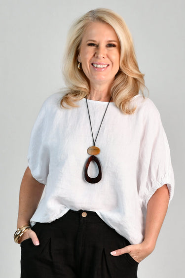 VLST370 (26C477) - MARTINA LINEN TOP - WHITE