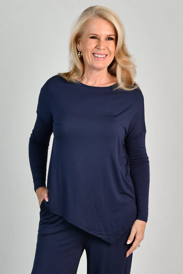 VGLT112 - BAMBOO SLOUCH HEM TOP - NAVY